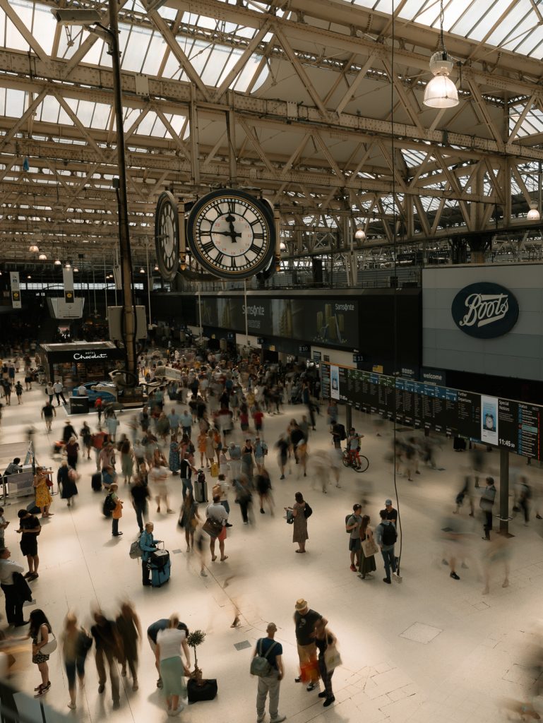 Mvs photo train station London