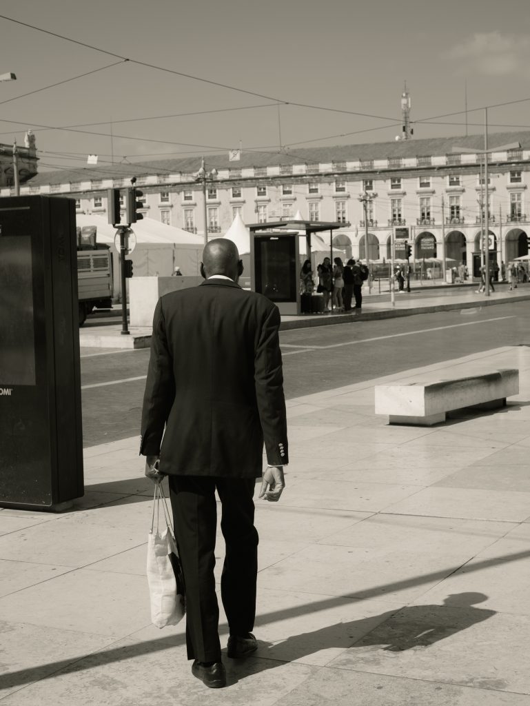 mvs photo street man in Lisboa